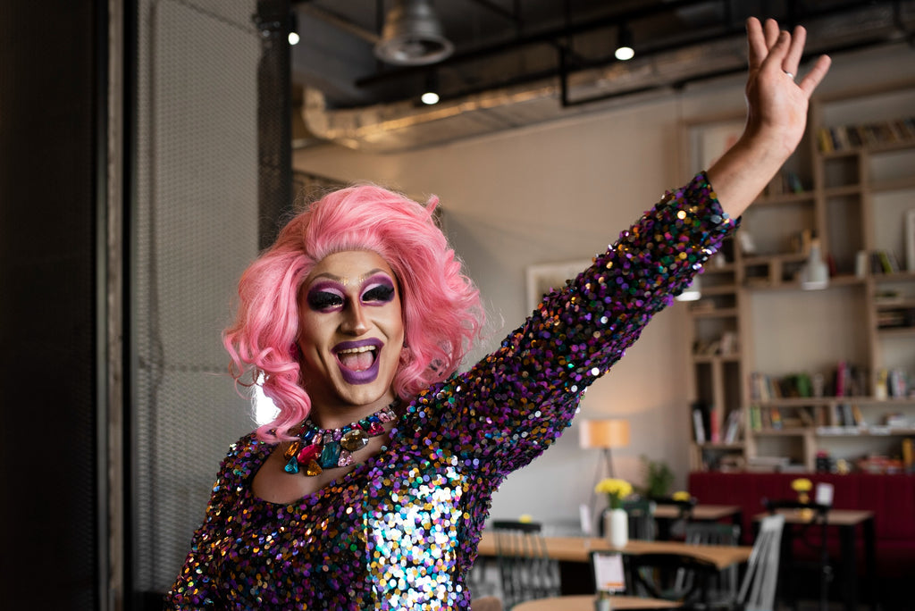 Celebrating Yuletide Glamour: The Sparkling Presence of Drag Queens in Christmas Festivities